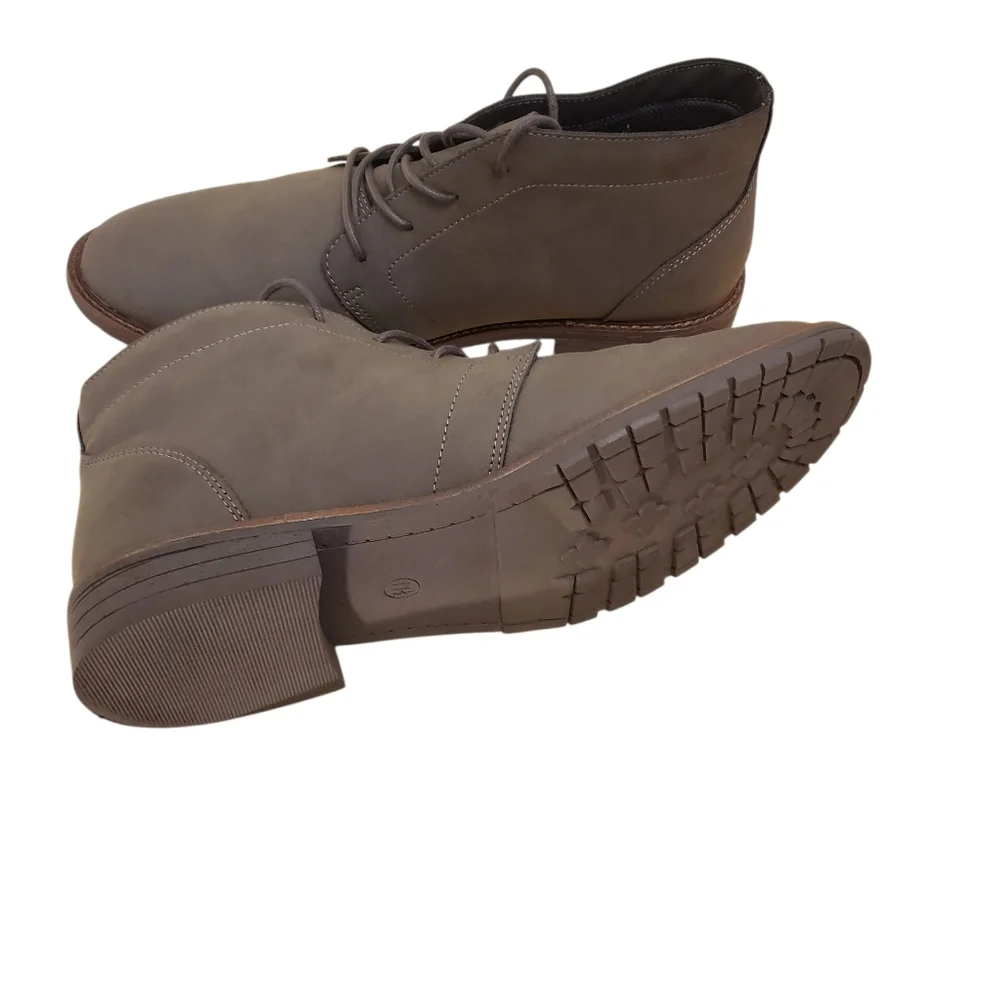 Goodfellow & Co Mens Gray Suede Lace Up Chukka Boots Size 11.5